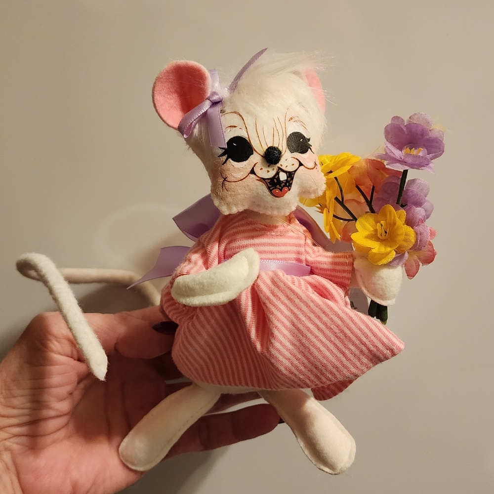 Annalee Spring Flower Mouse.